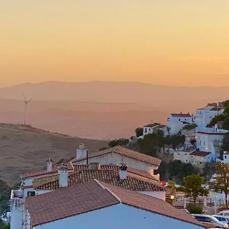 El Nido De Aguila Διαμέρισμα *