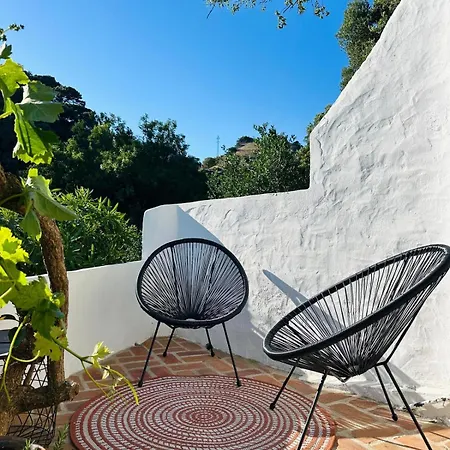 El Nido De Aguila Casares